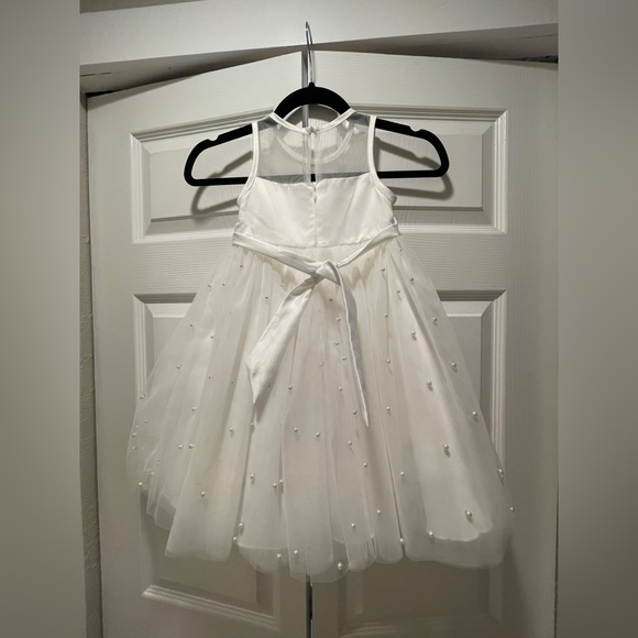 American Princess Tulle Flower Girl Dress in Ivory Size 4T - Picture 2 of 8